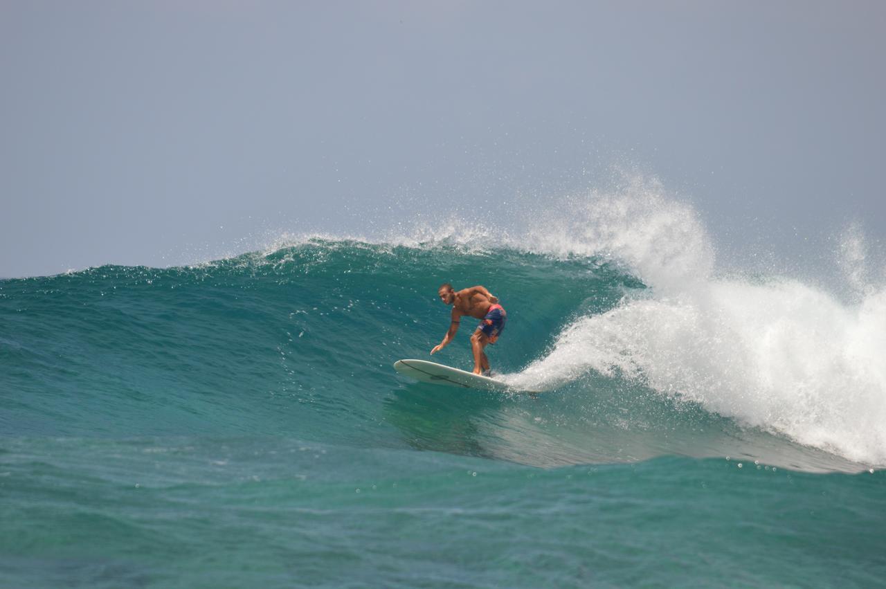Hôtel Surf Trip Maldives à Thulusdhoo Extérieur photo